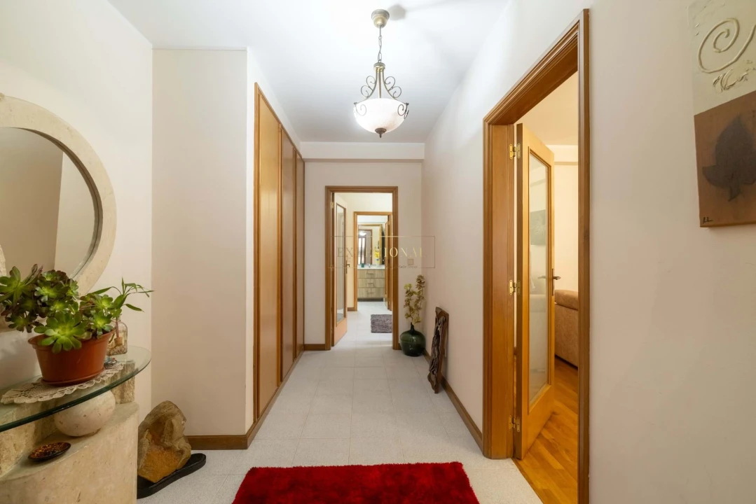 Moradia T4 para Venda em Santa Marinha e São Pedro da Afurada Foto 46