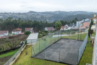 Moradia T4 para Venda em Santa Marinha e São Pedro da Afurada