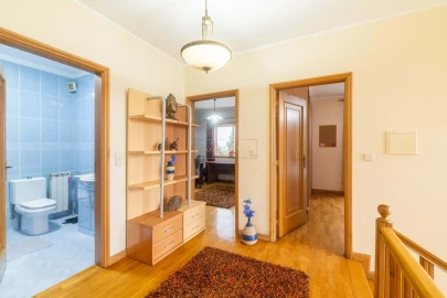 Moradia T4 para Venda em Santa Marinha e São Pedro da Afurada