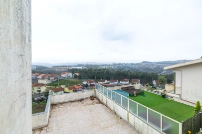 Moradia T4 para Venda em Santa Marinha e São Pedro da Afurada