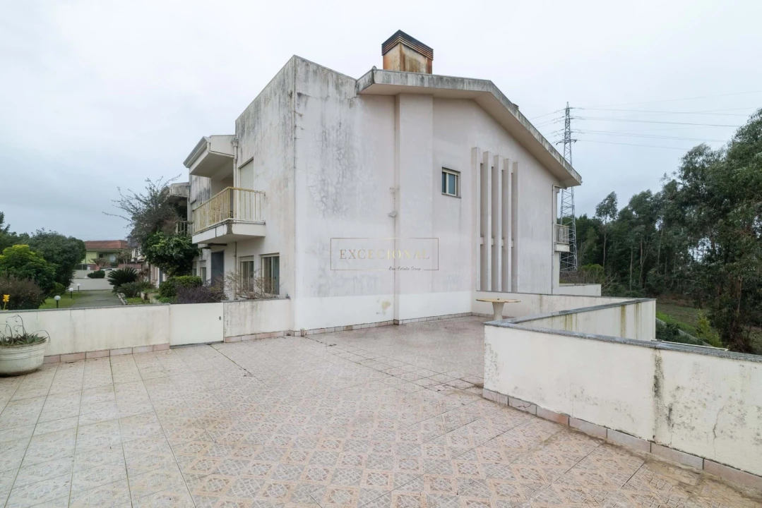 Moradia T4 para Venda em Santa Marinha e São Pedro da Afurada Foto 8