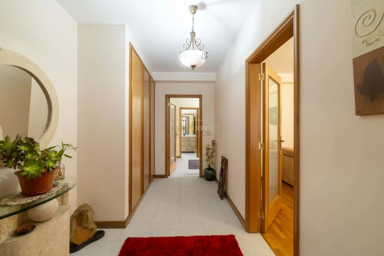 Moradia T4 para Venda em Santa Marinha e São Pedro da Afurada Foto 46