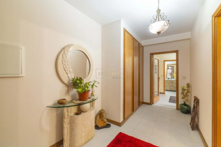 Moradia T4 para Venda em Santa Marinha e São Pedro da Afurada Foto 47