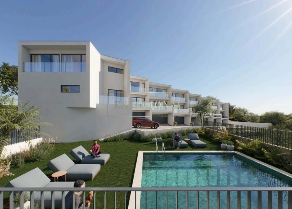 Moradia T3 para Venda em Fânzeres e São Pedro da Cova Foto 2