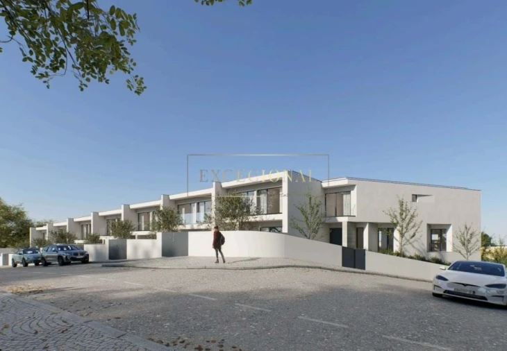 Moradia T3 para Venda em Fânzeres e São Pedro da Cova Foto 3