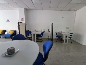 Negócio para Arrendamento em Loures