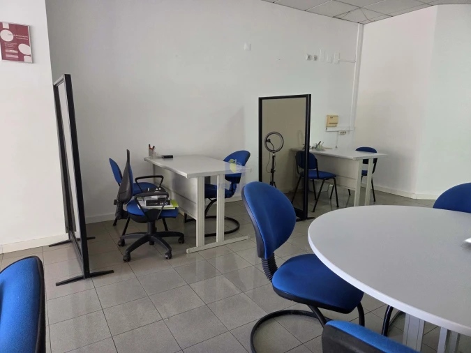 Negócio para Arrendamento em Loures Foto 9