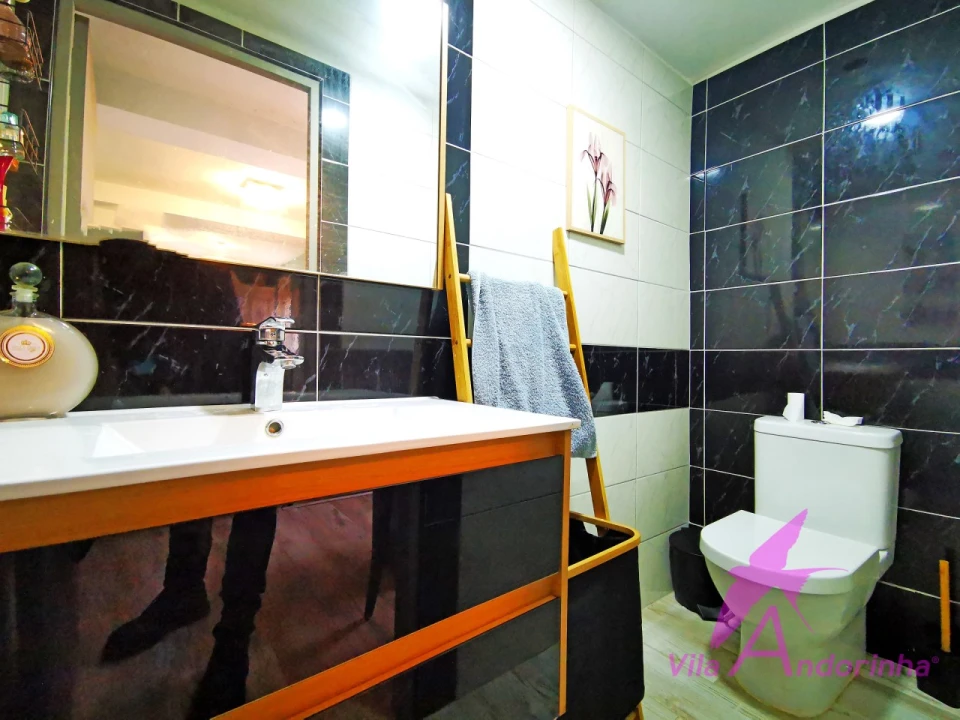 Moradia T4 para Venda em Areosa Foto 18