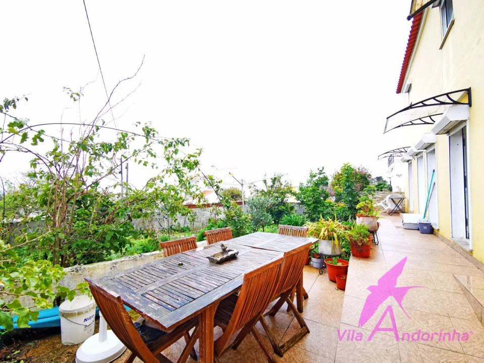 Moradia T4 para Venda em Areosa Foto 1