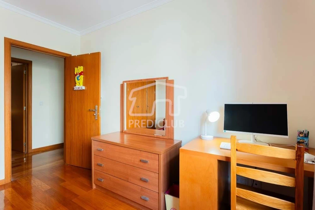 Apartamento T3 para Venda em Camara de Lobos Foto 6