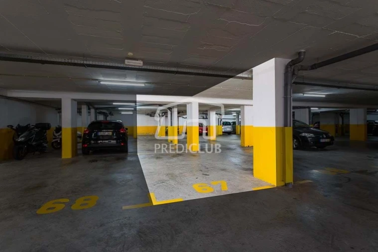 Apartamento T3 para Venda em Camara de Lobos Foto 23