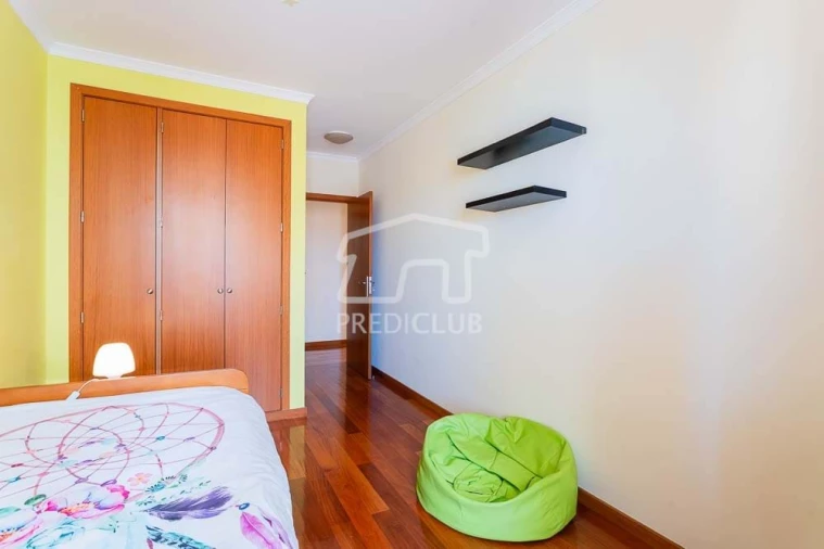 Apartamento T3 para Venda em Camara de Lobos Foto 13