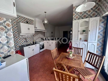 Moradia T7 para Venda em Almeirim