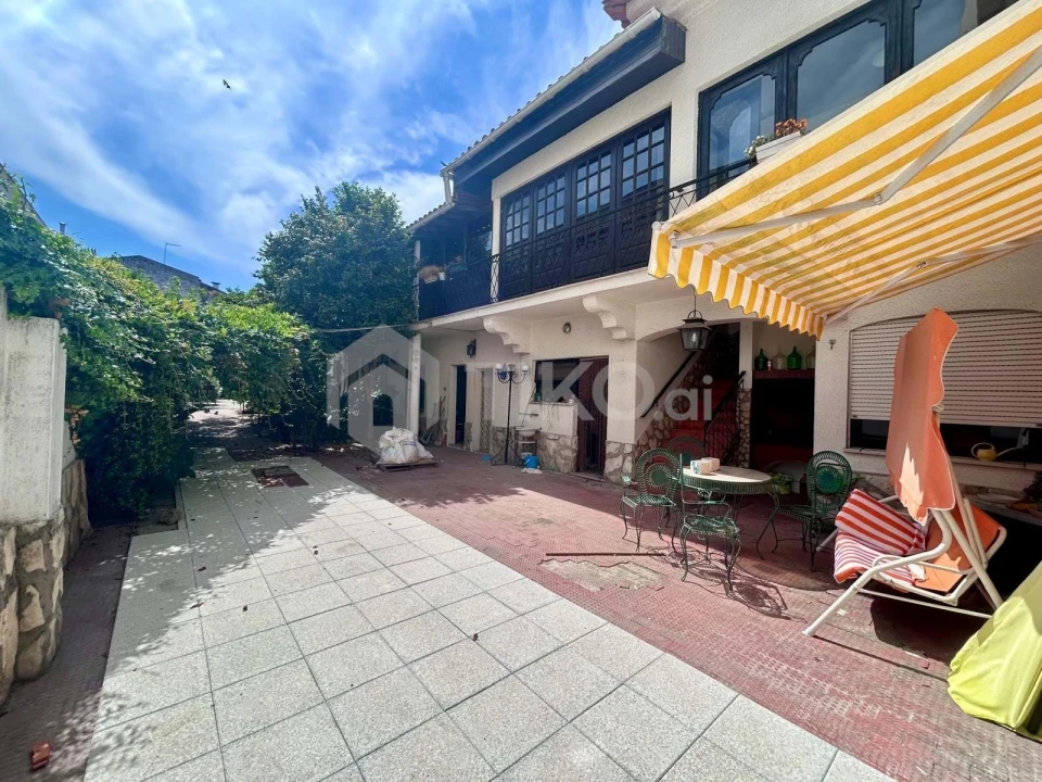 Moradia T7 para Venda em Almeirim Foto 21