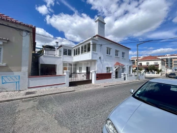 Moradia T6 para Venda em Carregado e Cadafais