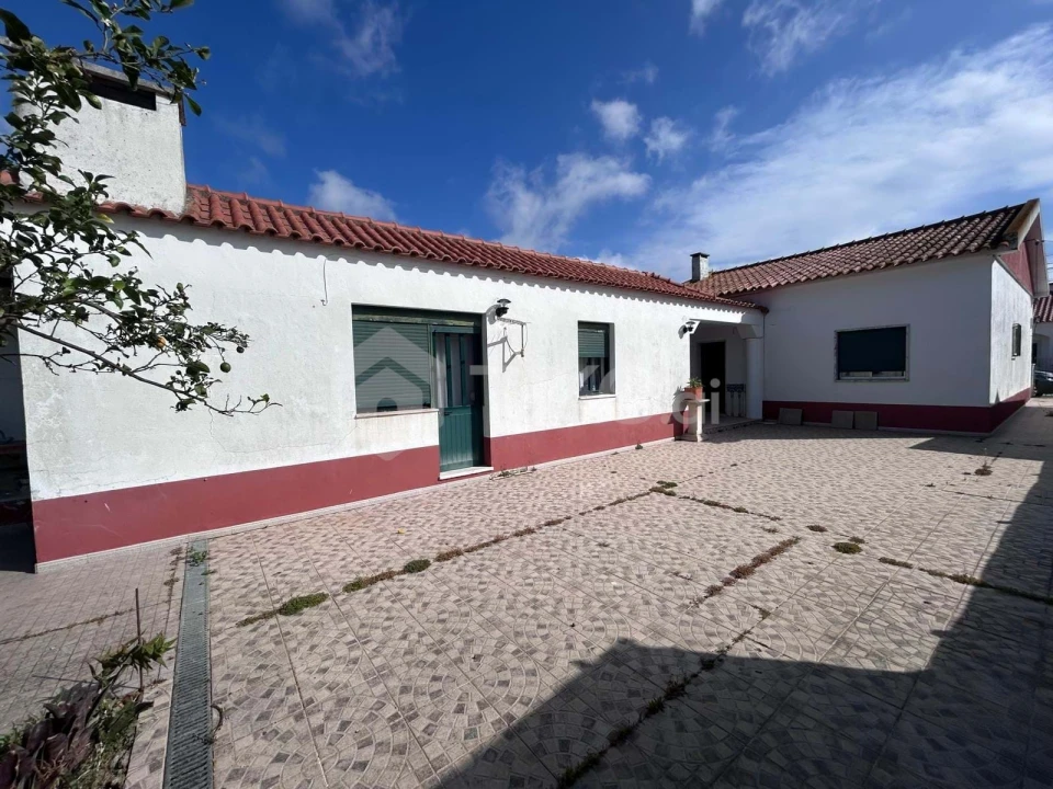 Moradia T3 para Venda em Salvaterra de Magos e Foros de Salvaterra Foto 2