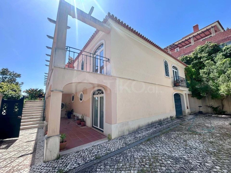 Moradia T4 para Venda em Azambuja Foto 1