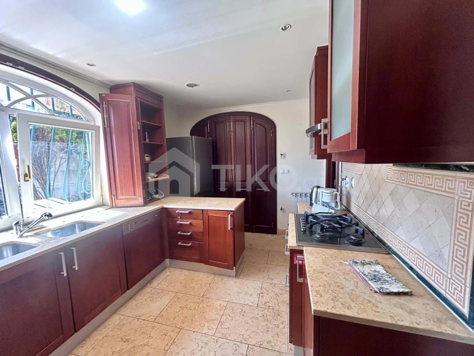 Moradia T4 para Venda em Azambuja Foto 7