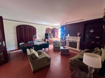 Moradia T4 para Venda em Azambuja