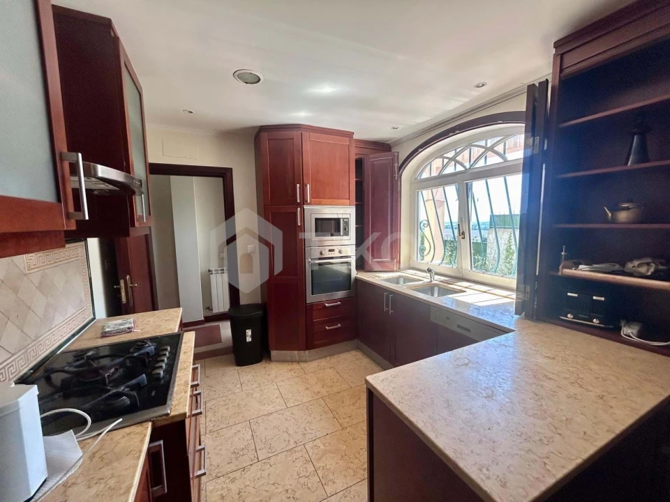 Moradia T4 para Venda em Azambuja Foto 6