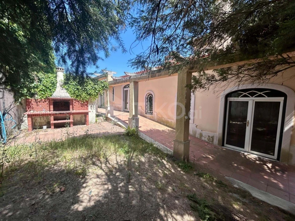 Moradia T4 para Venda em Azambuja Foto 5