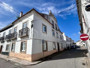 Moradia T5 para Venda em Salvaterra de Magos e Foros de Salvaterra