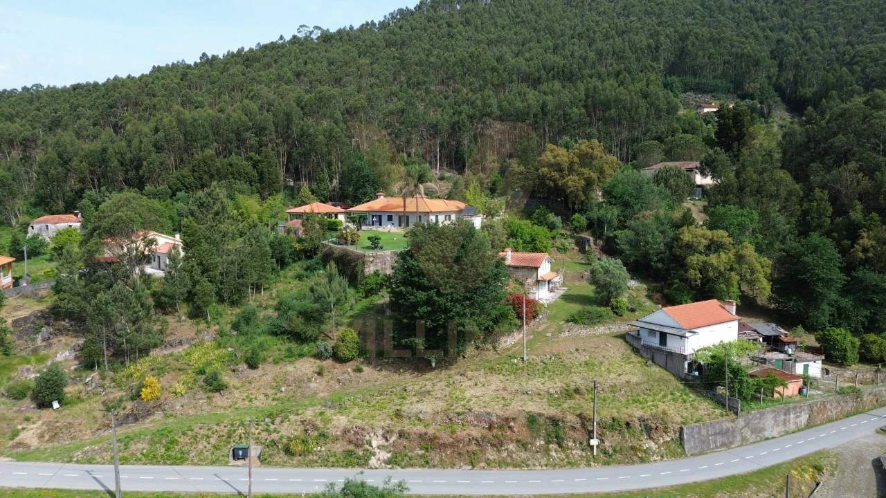 Terreno para Venda em Cabração e Moreira do Lima Foto 2