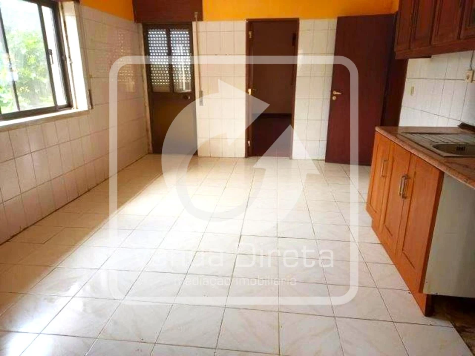 Apartamento T4 para Venda em Rio de Mouro Foto 4