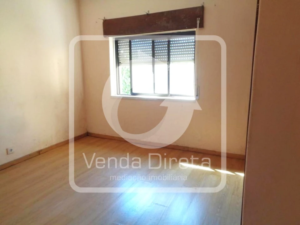 Apartamento T4 para Venda em Rio de Mouro Foto 15