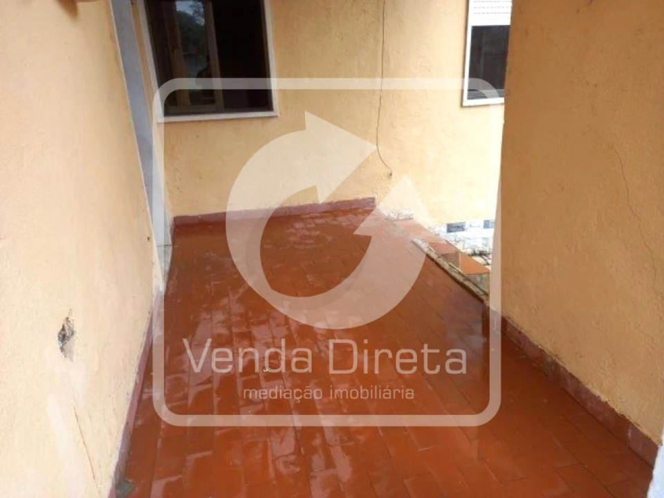 Apartamento T4 para Venda em Rio de Mouro Foto 17