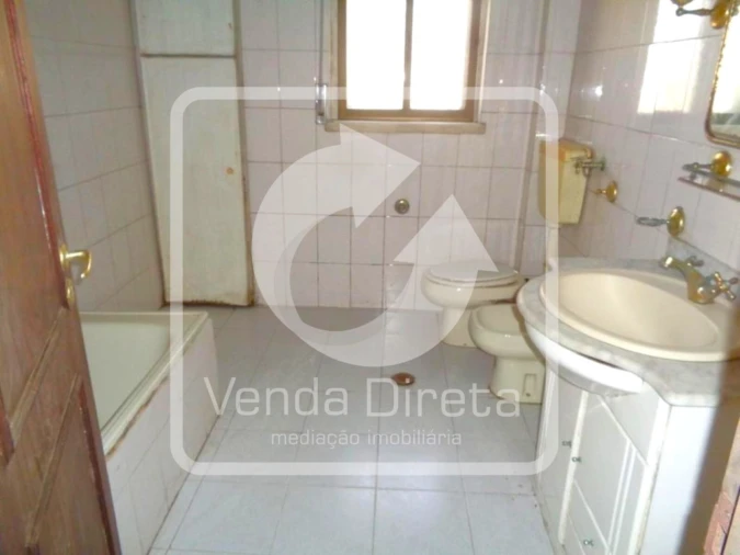 Apartamento T4 para Venda em Rio de Mouro Foto 2