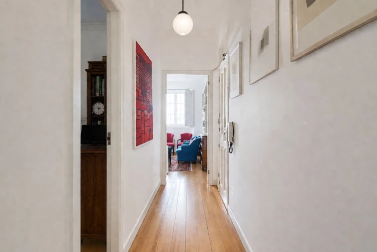 Apartamento T4 para Venda em Ajuda Foto 7