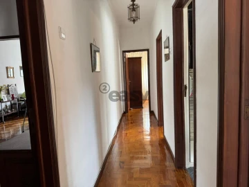 Apartamento T6 para Venda em Braga (São José de São Lázaro e São João do Souto)