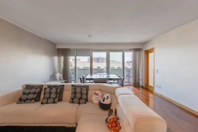 Apartamento T3 para Venda em Ramalde