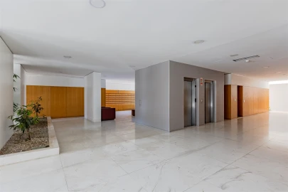 Apartamento T3 para Venda em Ramalde