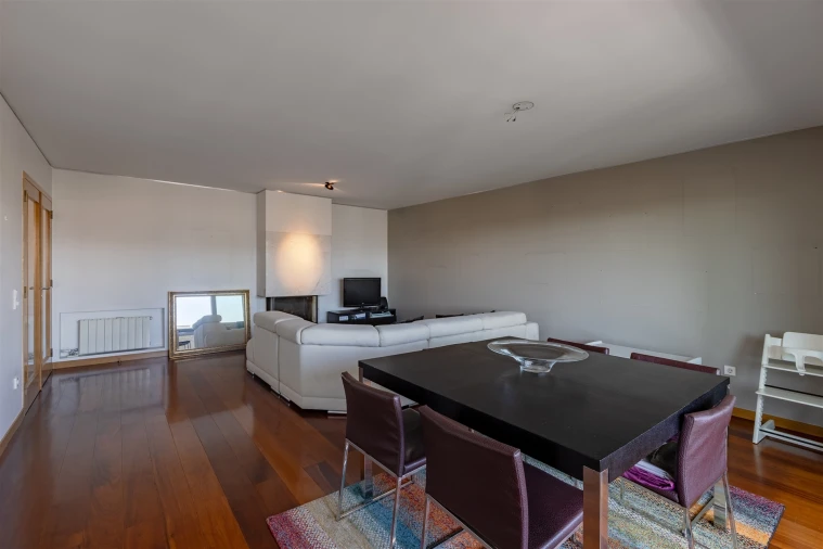 Apartamento T3 para Venda em Ramalde Foto 12