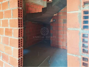 Moradia T4 para Venda em Fernao Ferro