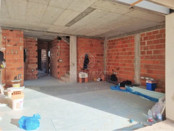 Moradia T4 para Venda em Fernao Ferro