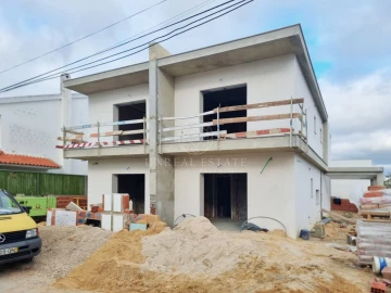 Moradia T3 para Venda em Fernao Ferro