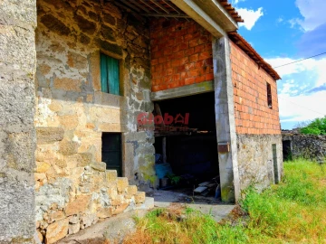 Moradia T0 para Venda em Silvã de Cima