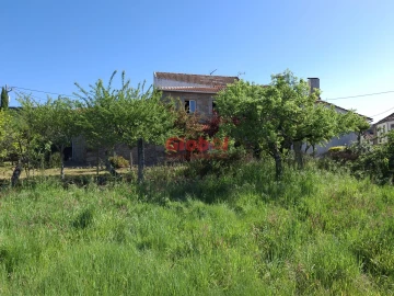 Moradia T4 para Venda em Romãs, Decermilo e Vila Longa