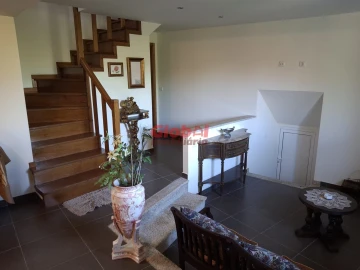 Moradia T4 para Venda em Romãs, Decermilo e Vila Longa