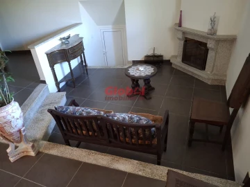 Moradia T4 para Venda em Romãs, Decermilo e Vila Longa