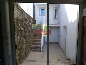 Moradia T4 para Venda em Romãs, Decermilo e Vila Longa