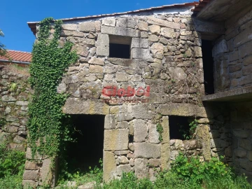 Moradia T0 para Venda em Campo