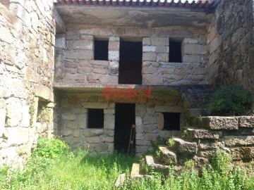 Moradia T0 para Venda em Campo