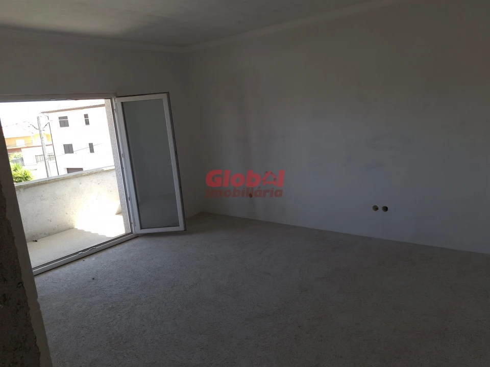 Moradia T4 para Venda em Aguiar da Beira e Coruche Foto 10