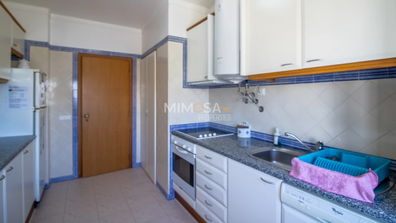 Apartamento T2 para Arrendamento em Lagos (São Sebastião e Santa Maria) Foto 5