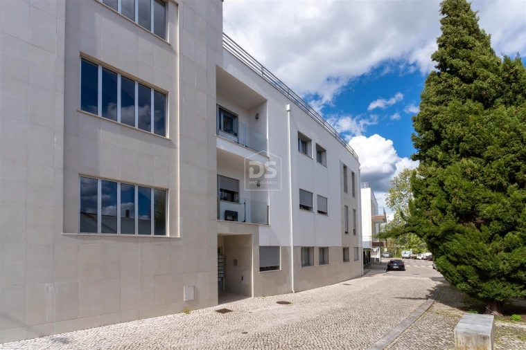 Apartamento T2 para Venda em Batalha Foto 26