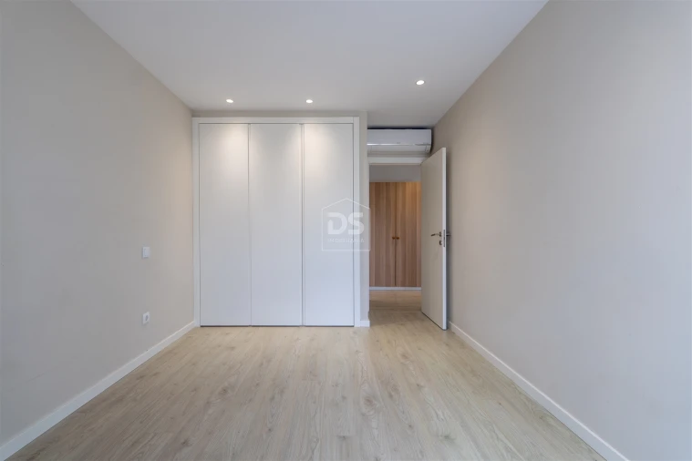 Apartamento T2 para Venda em Batalha Foto 19